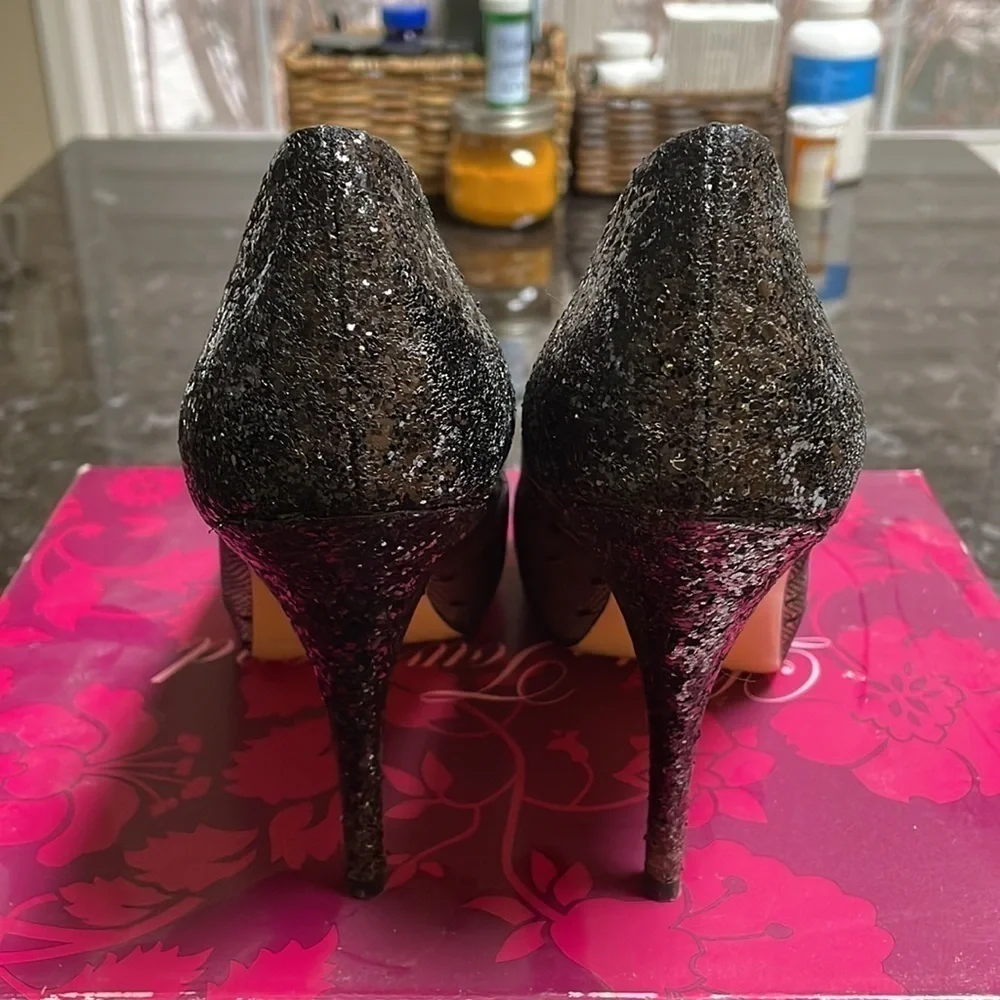 LULU Townsend Pumps 'Vivian' Fishnet & Sparkle Stiletto heel size 8.5